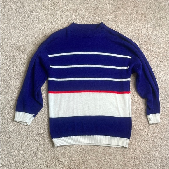 Breeze Blue and White Crewneck Sweater - Picture 1 of 3